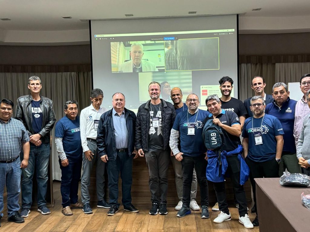 Participantes en el Séptimo Congreso del CIEACE en UNASP.