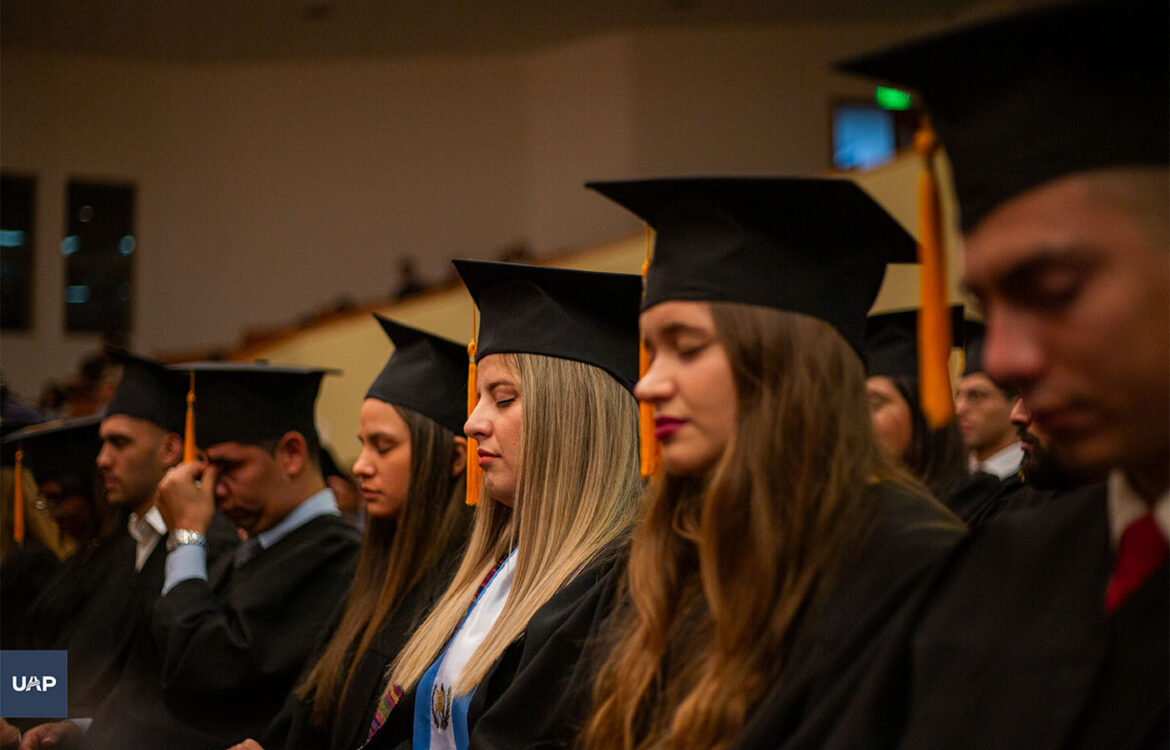 II Graduación 2024: Culto de Acción de Gracias