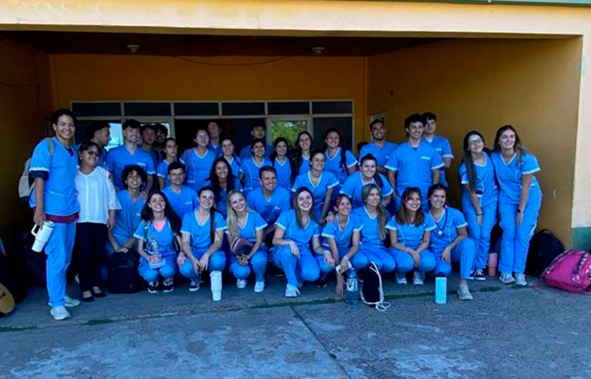 Alumnos de la Universidad Adventista del Plata participaron del Plan Anual de Salud Grupo Motta