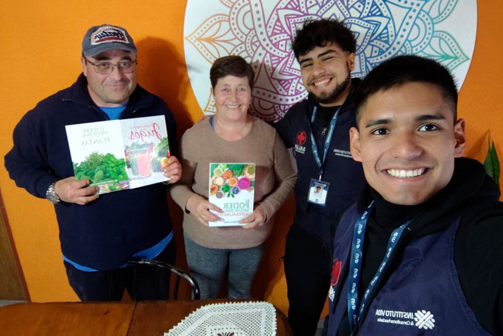 Estudiantes de la UAP participando del proyecto Vida Sana.