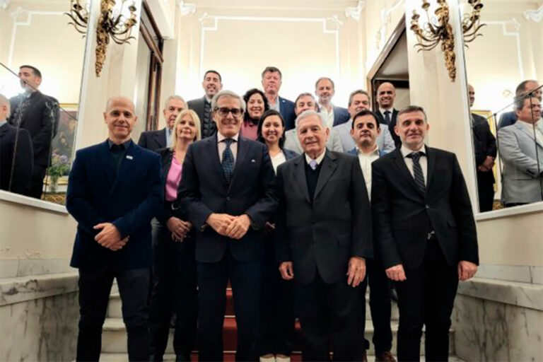 Entre Ríos refuerza lazos académicos en Roma: el embajador argentino se compromete con la innovación universitaria