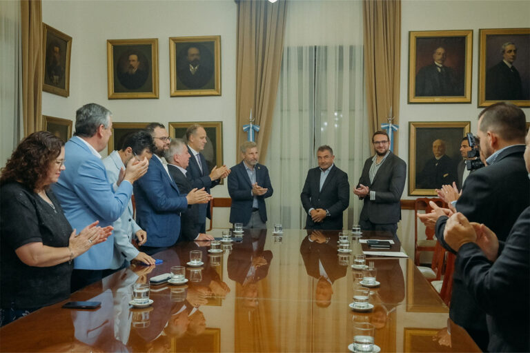 Reconocimiento jurídico a las iglesias: la UAP participó en este encuentro organizado por la gobernación de Entre Ríos