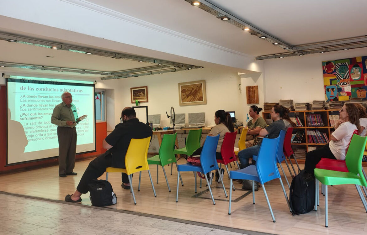 El Dr. Daniel Gutiérrez representó a la UAP en la II Jornada Interprovincial de Actualización en Enfermería