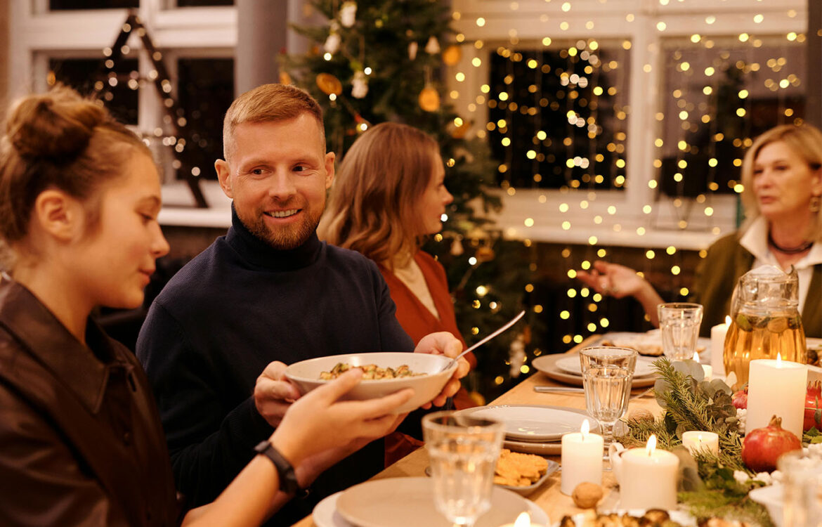 Navidad solidaria UAP: abrir las puertas para compartir amor