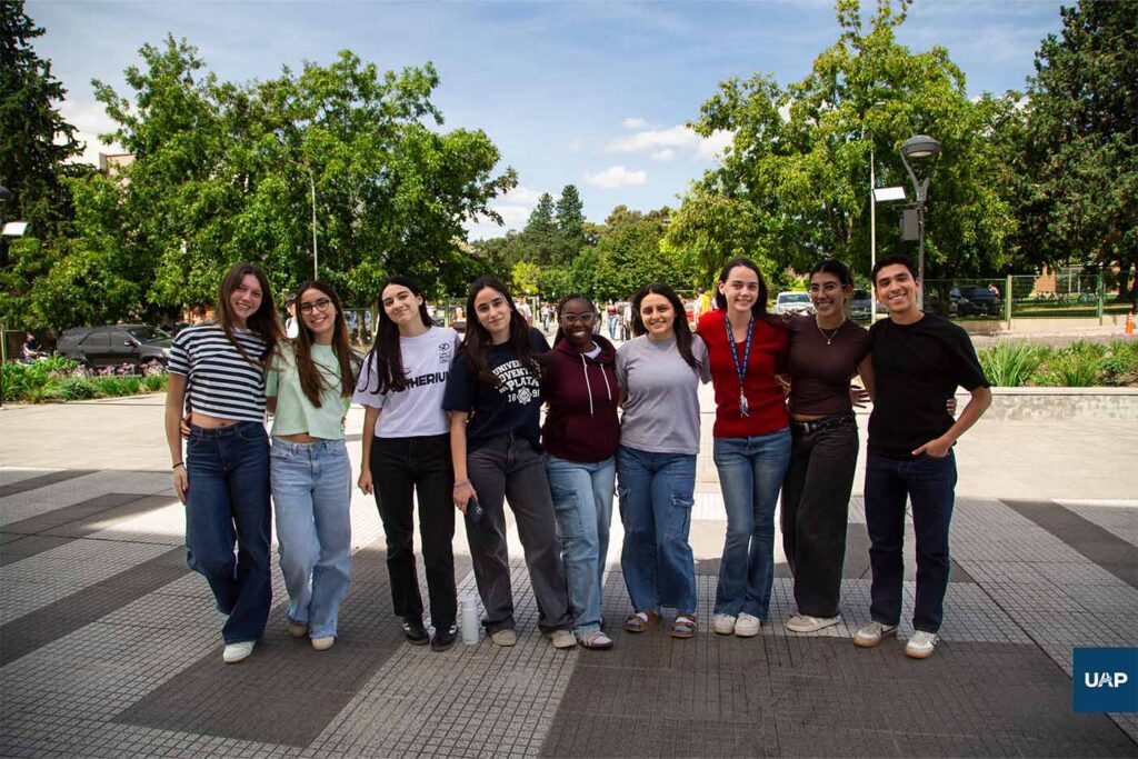 Cuerpo de estudiantes de la UAP