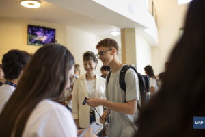 Estudiante de primer ingreso en el momento de la acreditación.