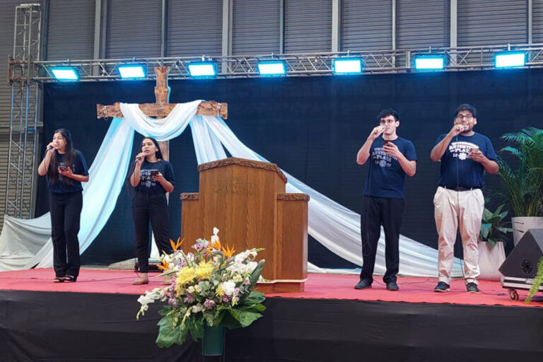 “Clave de fe”, compartiendo alabanza musical