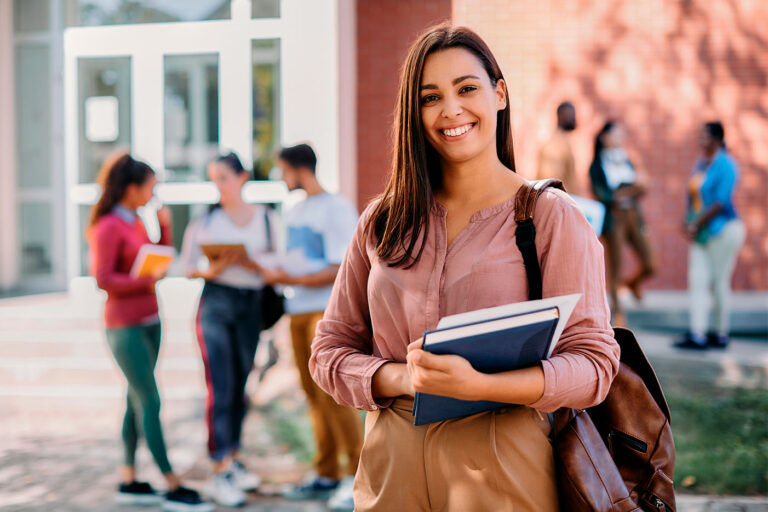 Oportunidades de investigación y reconocimiento académico en la UAP