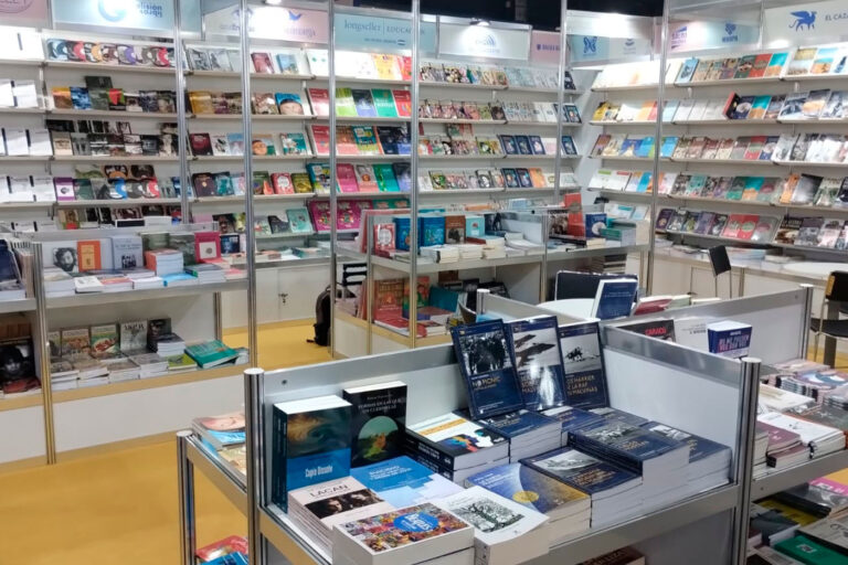 La Editorial de la Universidad Adventista del Plata participó de la 50ª Feria Internacional del Libro